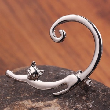 СЕРЕБРЯНАЯ СЕРЬГА «КОШАЧИЙ ХВОСТ»