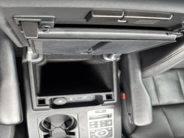 Land Rover Discovery V Terenowy 2.0 SD4 240KM 2018 Land Rover Discovery Pneumatyka Szklany Zamiana, zdjęcie 38