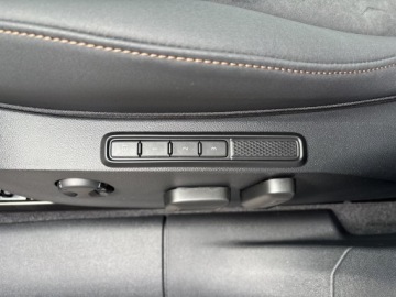 Cupra Terramar SUV 1.5 eTSI 150KM 2026 Cupra Terramar 1.5 eTSI 150 KM 7-biegowa automatyc, zdjęcie 10