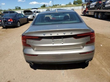 Volvo S60 III Sedan 2.0 T5 250KM 2020 Volvo S60 T5 Momentum 2020 2.0l 2.0 Benzyna 250KM, zdjęcie 2