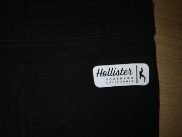 Spodnie dresowe firmy Hollister. Rozmiar S.