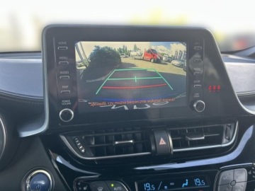 Toyota C-HR I Crossover Facelifting 1.8 Hybrid 122KM 2020 Toyota C-HR 1.8 Hybrid Selection. Kamera cofania. Podgrzewane fotele. VAT, zdjęcie 25