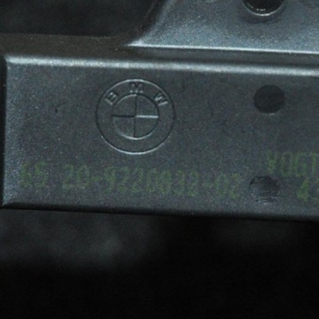 BMW 1 ANTÉNA ZESILOVAČ ANTÉNNÍ F20 9220832 2012