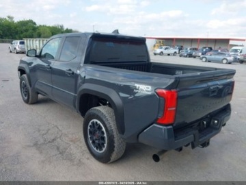 Toyota Tacoma II 2024 Toyota Tacoma 2024r., TRD OFF ROAD, od ubezpieczalni 2.4 Benzyna 278KM, zdjęcie 4