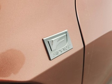 Lexus UX Crossover Facelifting 2.0 300h 199KM 2025 Od ręki - 300h F Sport Design 2.0 Hybrid Dynamic Force 199KM, zdjęcie 6