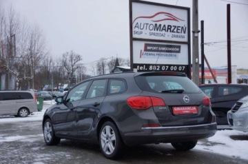 Opel Astra J Sports Tourer Facelifting 1.7 CDTI ECOTEC 110KM 2013 Opel Astra 1.7 Diesel 110 K. Klimatyzaqcja, Tempomat, LED, GWARANCJA 1.7, zdjęcie 6