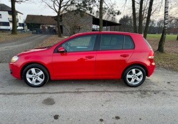 Volkswagen Golf VI Hatchback 5d 1.2 TSI 105KM 2010 Volkswagen Golf Nowy rozrzad, dwa komplety kol, bezwypadkowy, zadbany, zdjęcie 7
