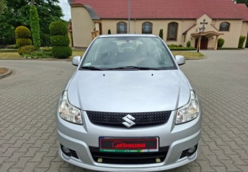 Suzuki SX4 I Hatchback Facelifting 1.6 VVT 120KM 2011 Suzuki SX4 Zarejestrowany - ubezpieczony - benzyna - 1,6 - 120 KM - 81.000, zdjęcie 1
