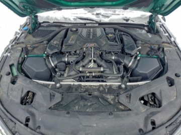 BMW 2023 BMW M8 2023 4.4 Benzyna 617KM, zdjęcie 6