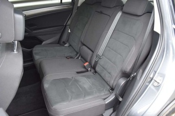 Volkswagen Tiguan II SUV Facelifting 2.0 TDI 200KM 2021 Volkswagen Tiguan TDI 200KM Allspace DSG 4x4 Elegance LEDMatrix Hak Panora, zdjęcie 35