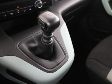 Citroen Berlingo III Osobowy M 1.2 PureTech 110KM 2019 Citroen Berlingo klimatyzacja tempomat czujniki, zdjęcie 24