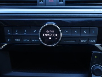 Skoda Rapid II Spaceback 1.2 TSI 90KM 2015 Skoda Rapid Spaceback 1.2 TSI, Salon Polska, zdjęcie 11