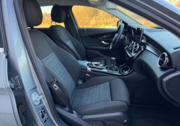 Mercedes Klasa C W205 Limuzyna 200 BlueTEC 136KM 2016 Mercedes-Benz Klasa C Avangarde Multi Led Navi Klimatronik Zarejestrowany, zdjęcie 20