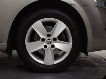 Skoda Octavia II Hatchback Facelifting 1.2 TSI 105KM 2013 Skoda Octavia 1.2 TSI, Salon Polska, Serwis ASO, zdjęcie 14