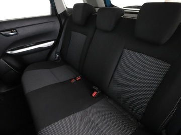 Suzuki Vitara III SUV 1.6 VVT 120KM 2015 Suzuki Vitara navi kamera tempomat klima-auto, zdjęcie 16
