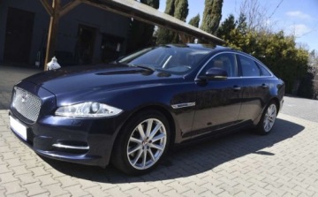 Jaguar XJ VII X351 Sedan SWB 3.0L V6D 600 275KM 2015 Jaguar XJ Jaguar XJ 3.0 V6 S Premium Luxury 3.0 Diesel 275KM, zdjęcie 1
