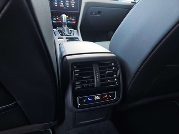 Volkswagen Arteon Fastback Facelifting 2.0 TDI 200KM 2023 Volkswagen Arteon Shooting Brake R-Line DSG, Serwis ASO, VAT 23 2.0 Diesel, zdjęcie 16