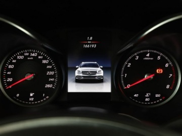 Mercedes Klasa C W205 Kombi Facelifting 1.6 180 156KM 2018 Mercedes C 180 FV23% automat full LED półskóra, zdjęcie 21