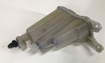 AUDI A5 A4 Q5 NÁDOBKA VYROVNÁVACÍ 8K0121403G