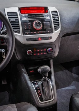 Kia Venga Mikrovan 1.6 DOHC CVVT 125KM 2015 Kia Venga 1.6 M aut 1.6 Benzyna 125KM, zdjęcie 22