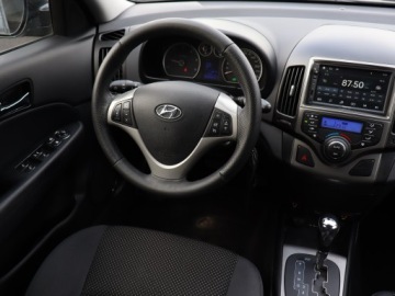 Hyundai i30 I 2011 Hyundai i30 1.6 CRDi, Automat, Klima, Klimatronic, zdjęcie 6
