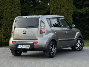 Kia Soul I Crossover 1.6 CRDI VGT 128KM 2009 Kia Soul I 1.6 CRDI Attract, zdjęcie 10