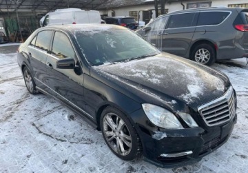Mercedes Klasa E W212 Limuzyna Facelifting 350 306KM 2013 Mercedes-Benz Klasa E 2013 Mercedes E350 - na placu w POLSCE po akcyzie Fa, zdjęcie 1