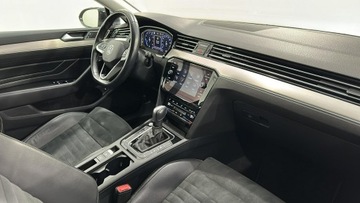 Volkswagen Passat B8 Variant Facelifting 2.0 TSI 190KM 2022 Volkswagen Passat 2.0 TSI Elegance DSG Kombi, zdjęcie 13