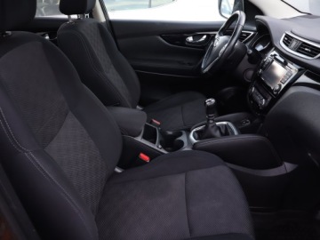 Nissan Qashqai II Crossover 1.2 DIG-T 115KM 2016 Nissan Qashqai 1.2 DIG-T, Salon Polska, Navi, zdjęcie 8