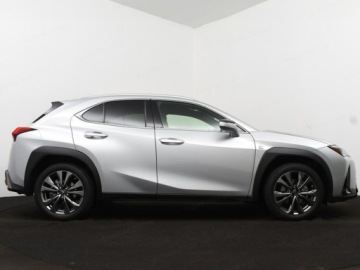Lexus UX Crossover Facelifting 2.0 300h 199KM 2025 Od ręki - 300h F Sport Design 2.0 Hybrid Dynamic Force 199KM | Martwe pole!, zdjęcie 1