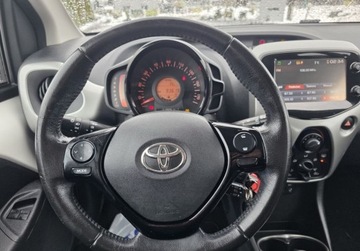 Toyota Aygo II Hatchback 5d 1.0 VVT-i 69KM 2016 Toyota Aygo Benzyna 69KM, zdjęcie 16
