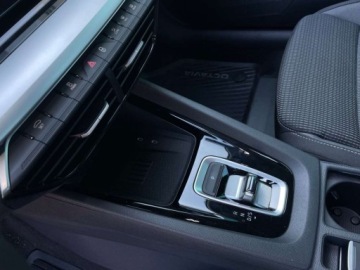 Skoda Octavia IV Liftback 1.5 TSI EVO 150KM 2025 Skoda Octavia Octavia Selection 1,5 TSI m-HEV 150 KM 7-bieg. DSG, maly prz, zdjęcie 15