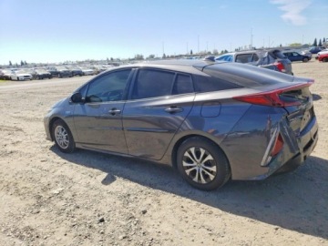 Toyota Prius IV Hatchback Plug-in 1.8 Hybrid Plug-in 122KM 2021 Toyota Prius Prime XLE 2021 1.8 Hybryda Plug-in 121KM, zdjęcie 1