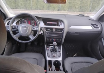 Audi A4 B8 Avant 2.0 TDI 140KM 2011 Audi A4 Avant 2011r, 2.0 TDI. Lekko uszkodzony przod i tyl. Jezdzi. 2.0, zdjęcie 5