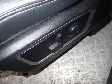 RAM 1500 V 19R< СИДЕНЬЯ, СИДЕНЬЯ, КОЖАНЫЕ СТОРОНЫ