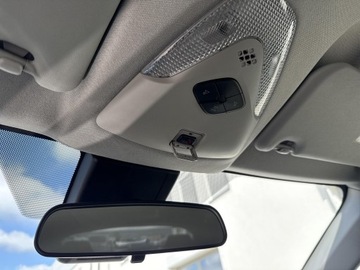 Toyota C-HR I Crossover Facelifting 1.8 Hybrid 122KM 2023 Toyota C-HR 1.8 Hybrid GPF Comfort 1.8 Hybrid Comf, zdjęcie 24