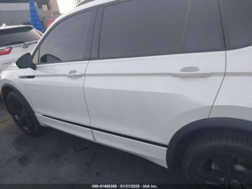 Volkswagen Tiguan III 2024 Volkswagen Tiguan 2024, 2.0L, SE R-LINE BLACK 2.0 Benzyna 184KM, zdjęcie 4