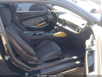 Chevrolet Camaro VI Coupe 6.2 455KM 2017 Chevrolet Camaro 1SS 2017 6.2l 6.2 Benzyna 455KM, zdjęcie 9