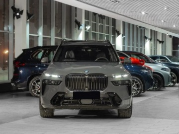 BMW X7 SUV Facelifting 3.0 40d 352KM 2026 BMW X7 xDrive40d Sport Suv 3.0 (352 KM) 2026, zdjęcie 5