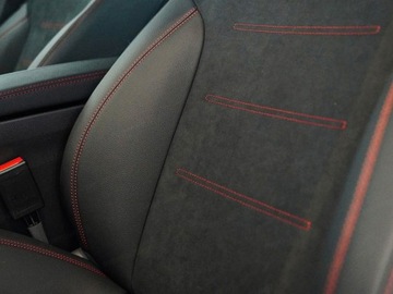 Mercedes Klasa A W177/V177 Hatchback Facelifting 2.0 220 190KM 2025 A Klasa 220 4-Matic AMG Line 2.0 (190KM) 2025, zdjęcie 4