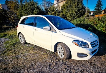 Mercedes Klasa B W246 Sports Tourer Facelifting 2.0 250 211KM 2017 Mercedes B250 2.0 Benzyna 2017r, zdjęcie 2