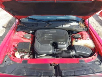 Dodge Challenger III 2022 Dodge Challenger Gt 2022 3.6 Benzyna 303KM, zdjęcie 8