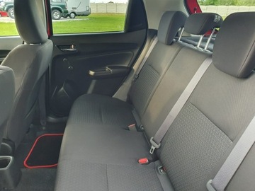 Suzuki Swift VI Hatchback Facelifting 1.2 DualJet SHVS 83KM 2021 Suzuki Swift 1.2 Benzyna 82KM 2021r Ledy Kamera, zdjęcie 22