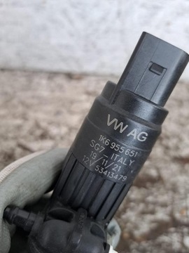 AUDI VW SKODA SEAT 1K6955651 PUMPIČKA OSTŘIKOVAČŮ