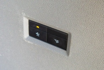 Ford Tourneo Custom II  L1 2.5 Plug-in Hybrid  232KM 2025 Ford Tourneo Custom SPORT 8-osób L1H1 2.5 PHEV, zdjęcie 20