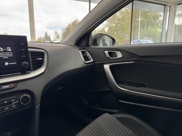 Kia Ceed III Hatchback Facelifting  1.5 T-GDI 160KM 2023 Kia Ceed M / Kamera / 1 właściciel / Salon Polska, zdjęcie 24
