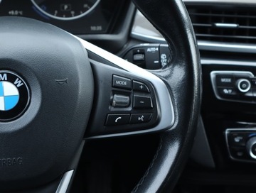 BMW X1 F48 Crossover xDrive18d 150KM 2017 BMW X1 xDrive18d, Salon Polska, Serwis ASO, 4X4, zdjęcie 12