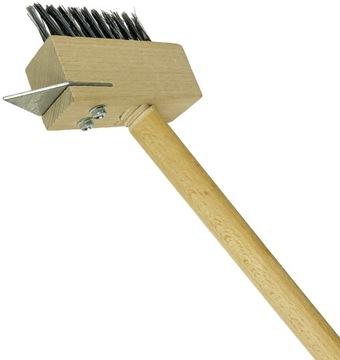 Щетка для чистки брусчатки со скребком с ручкой