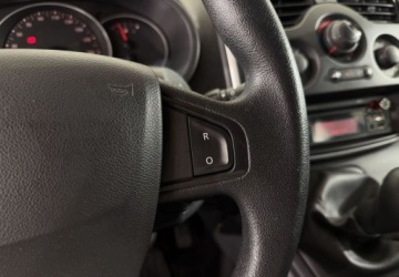 Renault Kangoo II Mikrovan Facelifting 2013 1.5 dCi 90KM 2014 Renault Kangoo 1.5dCi 90KM M5 2014 r., klimatyzacja, przebieg tylko 163tys, zdjęcie 15