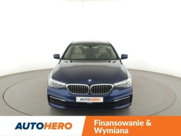 BMW Seria 5 G30-G31 Limuzyna 520d 190KM 2017 BMW 520 4x4 automat full LED skóra navi kamera i, zdjęcie 10